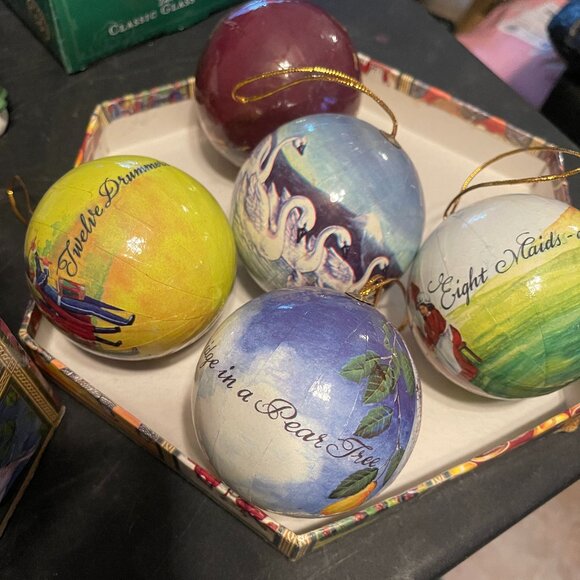 Vintage The Twelve Days of Christmas Decoupage Ornaments w/Box Excellent (127) - Picture 1 of 5